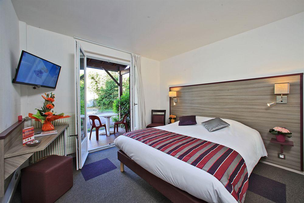 Contact Hotel O'Nice Saintes Dış mekan fotoğraf