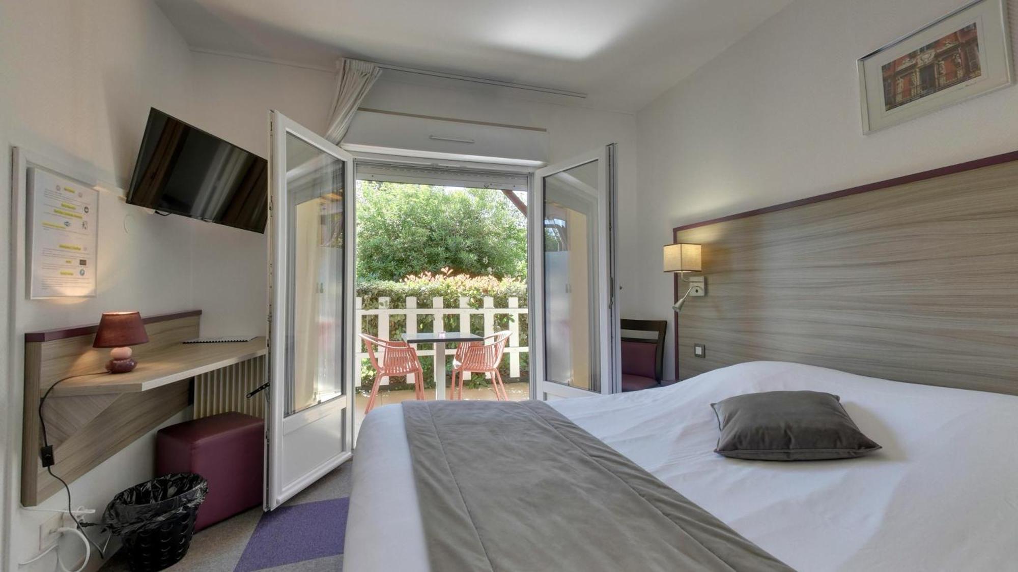 Contact Hotel O'Nice Saintes Dış mekan fotoğraf