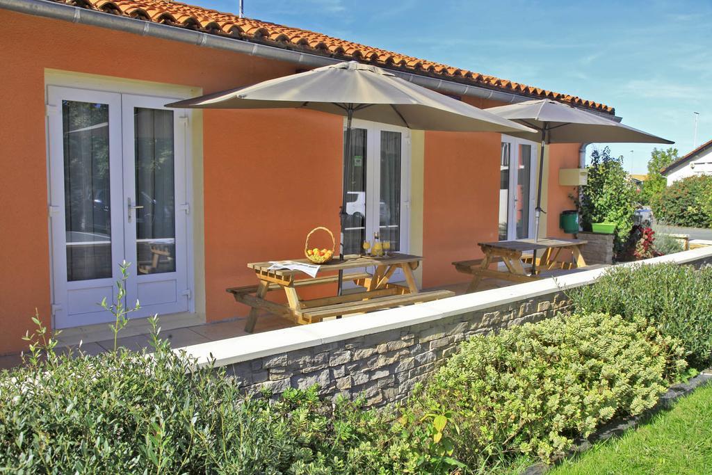 Contact Hotel O'Nice Saintes Dış mekan fotoğraf