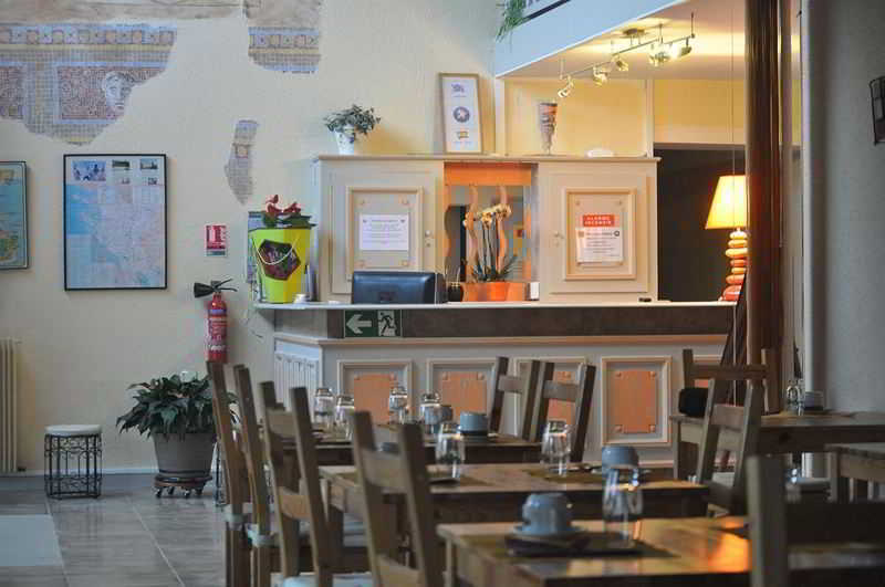 Contact Hotel O'Nice Saintes Dış mekan fotoğraf